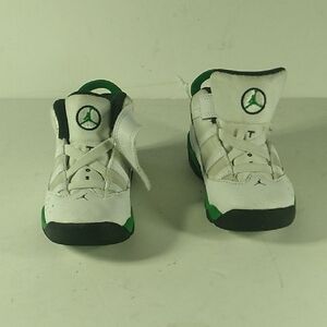 Lightly Used Kids White and Green Basketball Shoes Size 10C Sneakers.